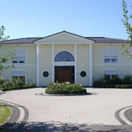 Hotel Villa Altes Land Jork Exteriör bild