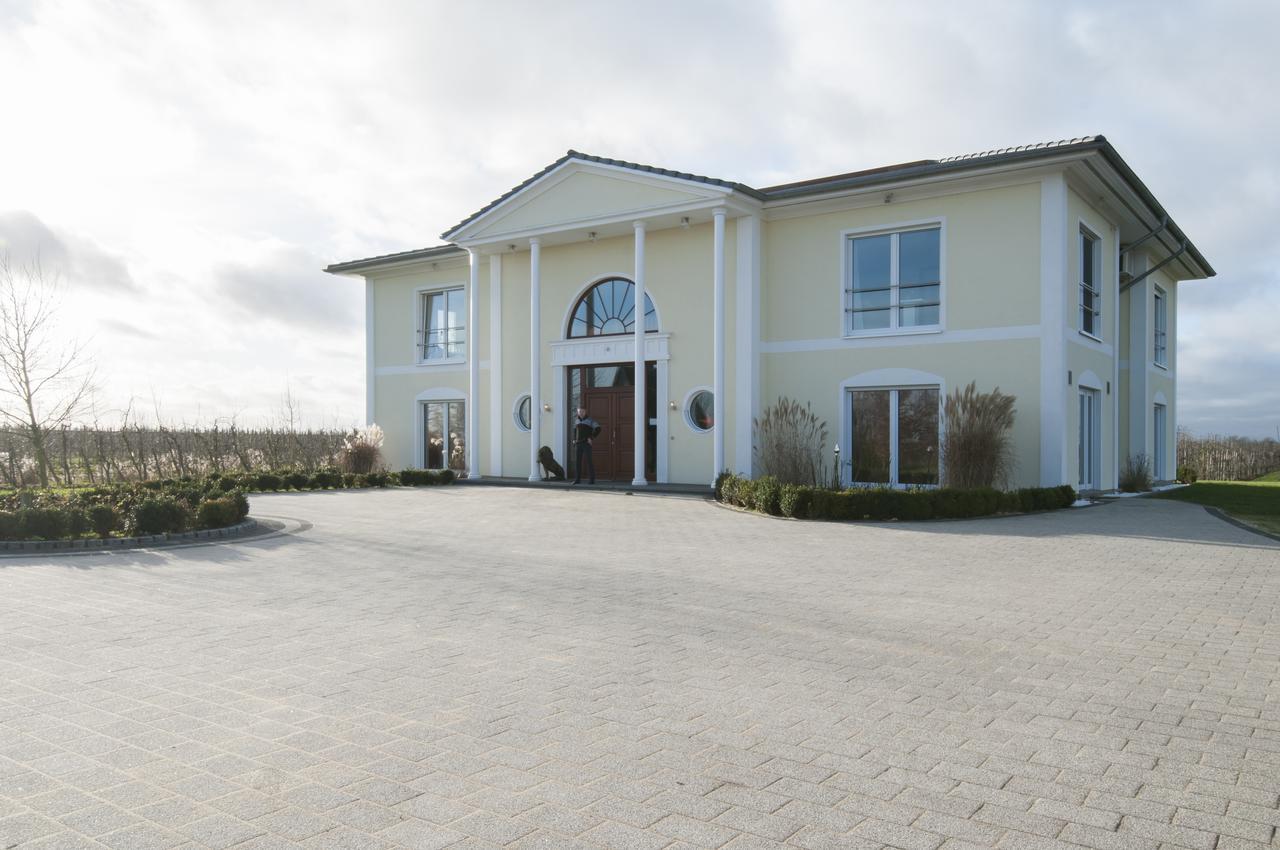 Hotel Villa Altes Land Jork Exteriör bild